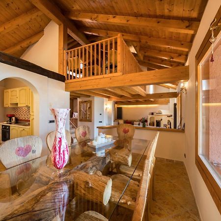 メッツォラゴCasa Monica Ledro Atticoアパートメント エクステリア 写真