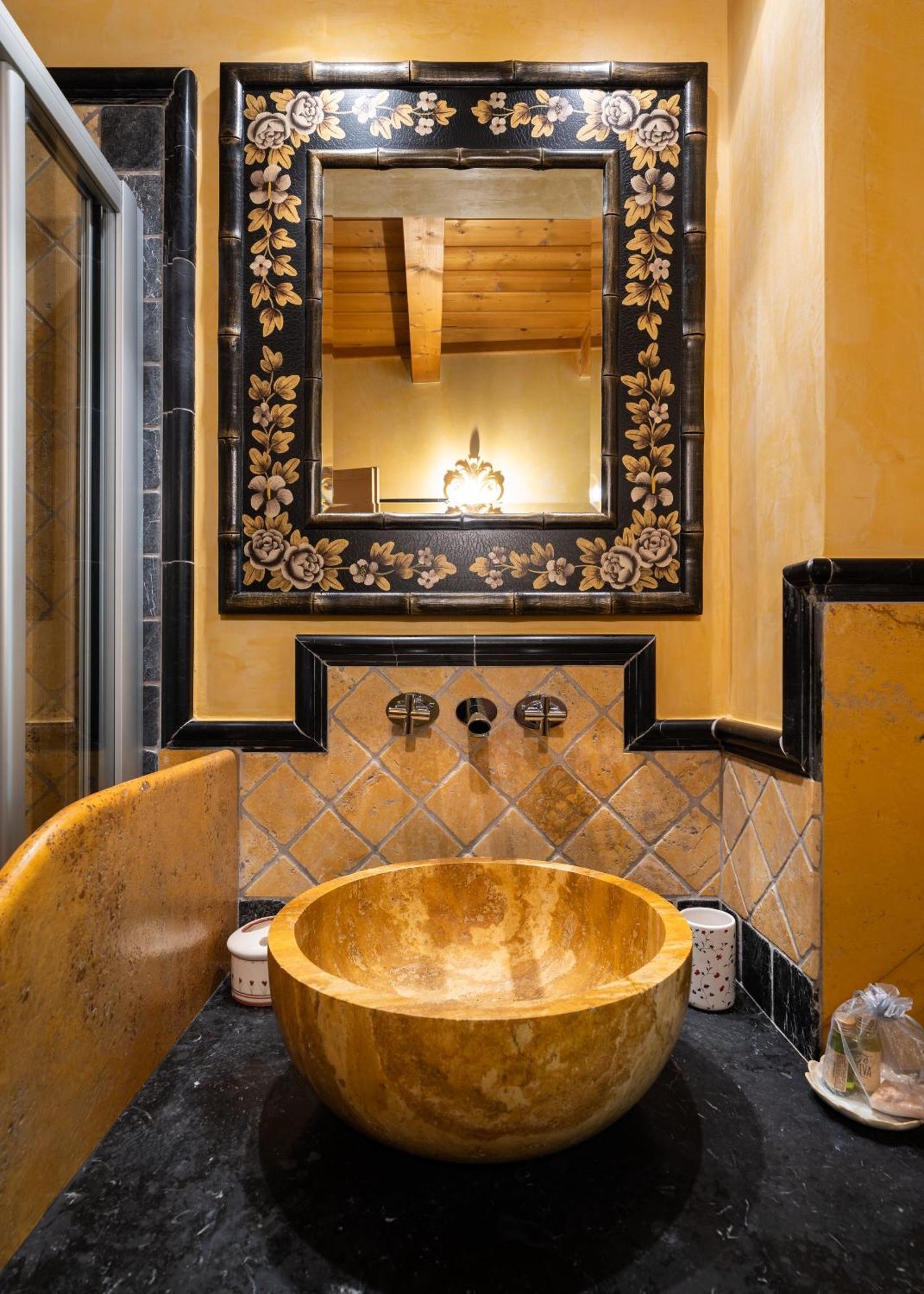 メッツォラゴCasa Monica Ledro Atticoアパートメント エクステリア 写真