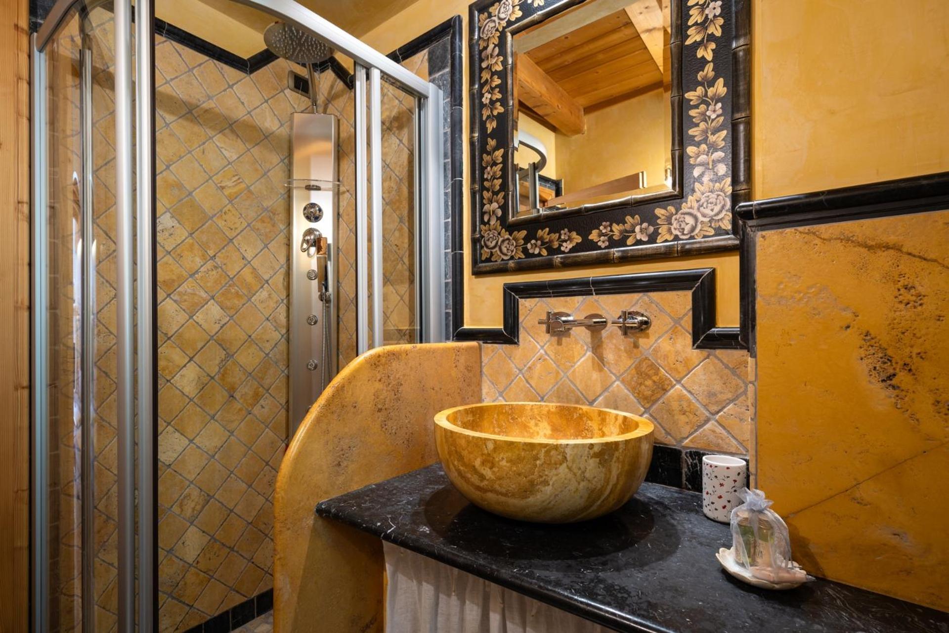メッツォラゴCasa Monica Ledro Atticoアパートメント エクステリア 写真
